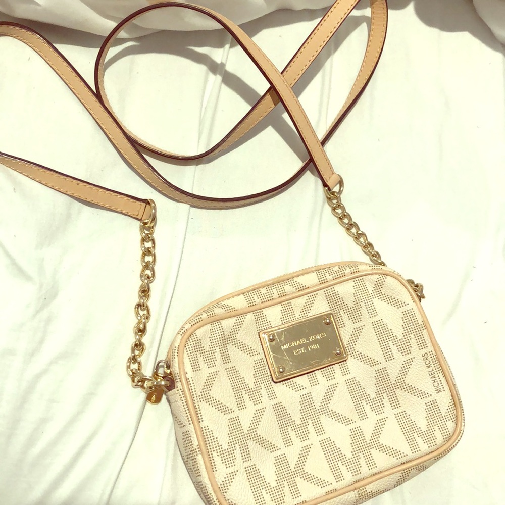 Michael Kors Cross Body Bag
